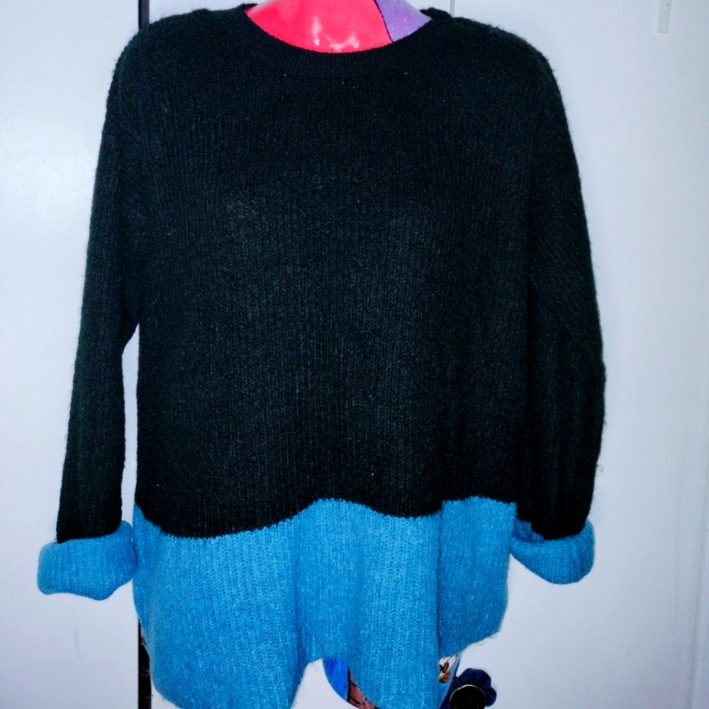 Joe Boxer Sweater